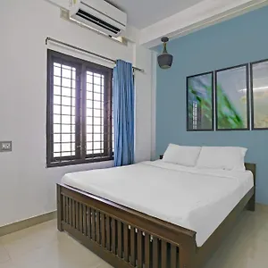3* Hotel Oyo Nas Tourist