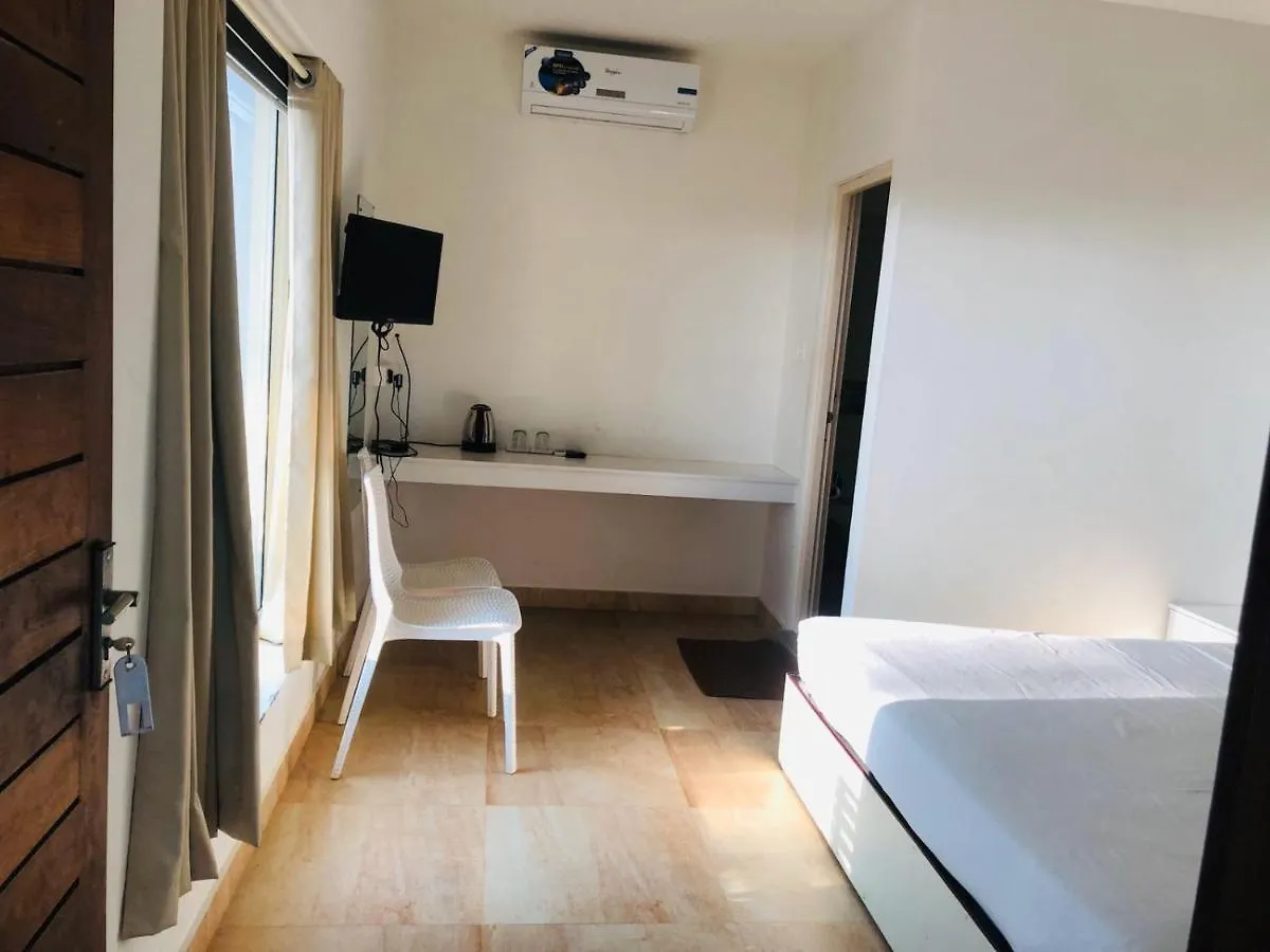 Hotel Cherai Natural Beach Kochi